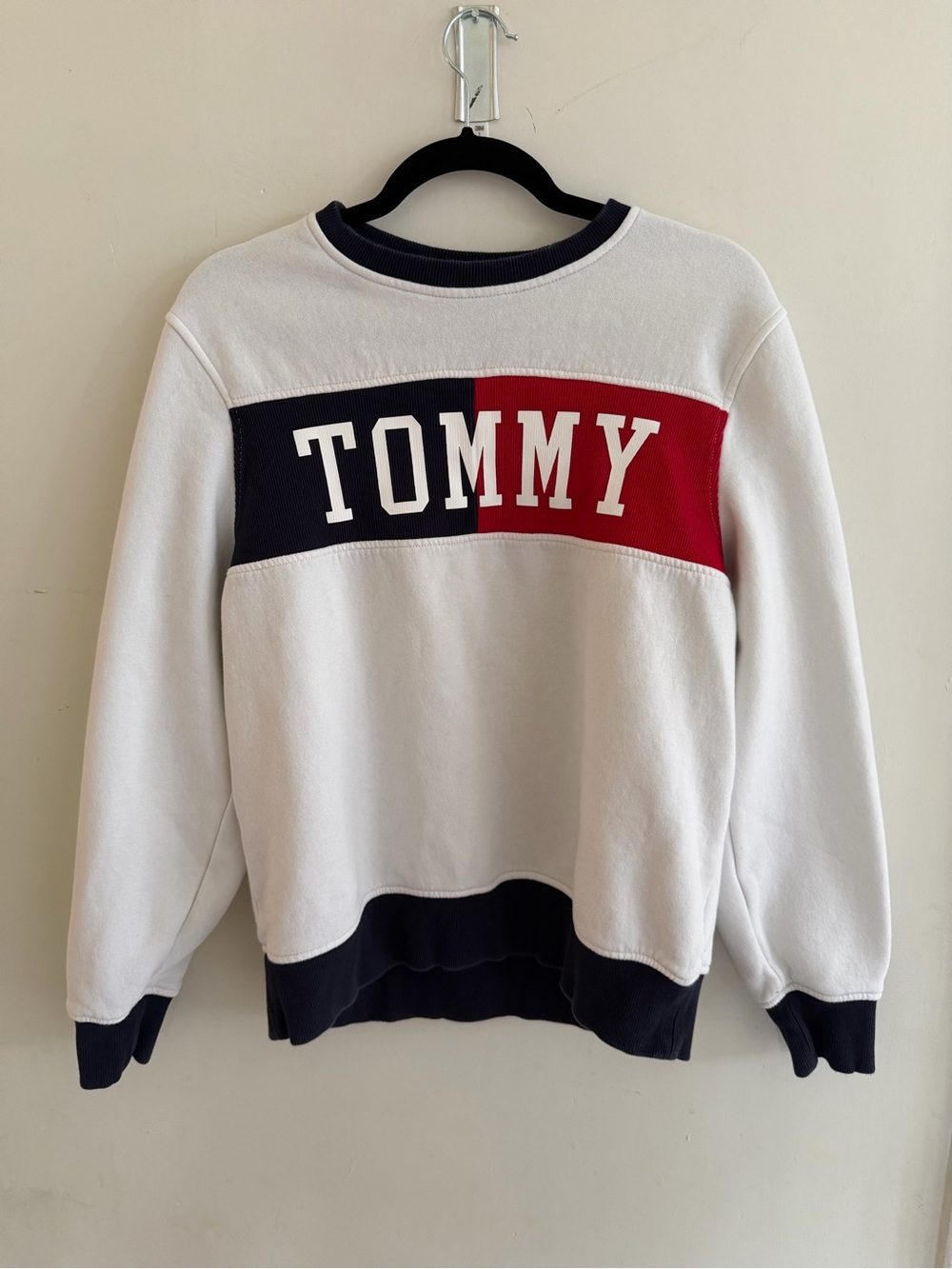 Tommy Hilfiger White Navy Red Crewneck Colorblock Sweatshirt medium